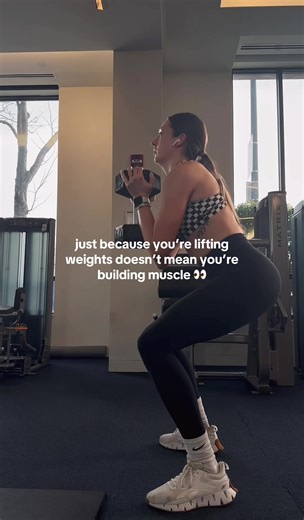 Lifting weights alone isn’t what builds muscle. For a long time, I thought if a workout felt hard or “burned,” I was doing enough It wasn’t until I started learning more — through working with a trainer, diving into research, and actually applying what I knew from my background — that I realized I wasn’t really training close enough to failure Muscle growth is maximized when you train close to failure — meaning those last few reps are actually hard to finish A few signs you’re there: • your reps