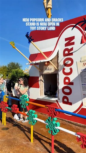 NEW Popcorn and Snacks Stand is now open in Toy Story Land at Disney’s Hollywood Studios 🍕 These Pepperoni Spring Rolls taste just like the ones in Magic Kingdom! Find our review at MickeyBlog.com ✨ #disneyparks #disneyworld #hollywoodstudios #toystory #disneyfood | MickeyBlog.com