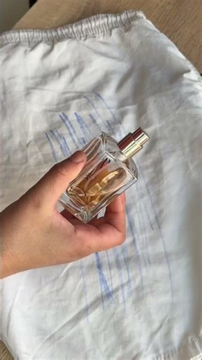 Marker ke daag? Ab tension mat lo! 🖊️✨ Perfume se daag saaf? 😲 Yeh life hack toh magic hai!"