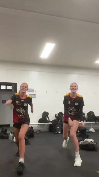 A Fun Adventure with Stingrays - No One Hurt!