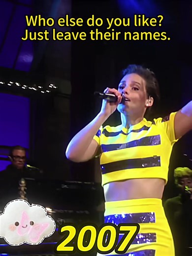 Alicia Keys live performance—anyone know which concert this is from? Alicia Keys - No One #Alicia Keys #No One #Melodies Remembered #concert #throwback