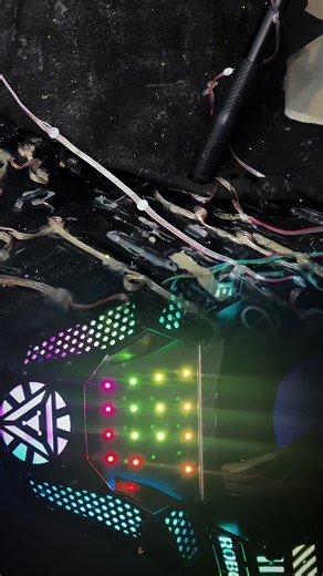 PARTY MAKERS ROBOTS LED (@partymakersrobots)’s videos with sonido original - 𝑹𝒐𝒍𝒊𝒕𝒂𝒔 𝒄𝒉𝒊𝒅𝒂𝒔