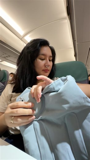 24K views · 2.4K reactions | I wish I can do a makeup tutorial or a skincare routine pero kasi by the time makarating kami sa upuan eh SOBRANG PAGOD NA KATAWANG LUPA KO.沈 Di din ako mamakeup pag lumilipad kasi matalukbong ako ng fezzz… #inflight #traveltiktok #familytravel #cebupacific | Kris Lumagui | Facebook