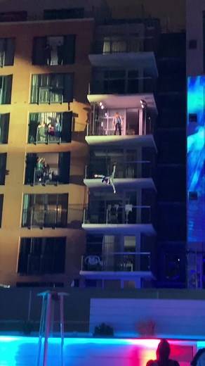 Live stunts at the Fandom party at ComicCon 2019 😱 #comiccon #stunts