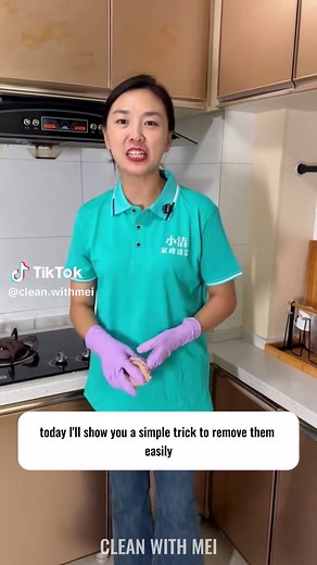 Effective Grease Removal for Kitchen Cabinets