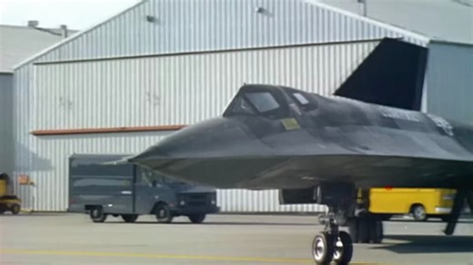 洛克希德SR-71“黑鸟”侦察机