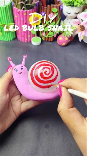 waste LED bulb craft ideas 💡😍#shorts #diy #craft ##craftideas #artandcraft #youtube #ytshorts