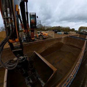 How to offload a train full of material #construction #trains #machinery #equipment #constructionsite #aggregates #engineering | Ashville