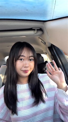 I’ve been obsessed with @noshinku ✨ can’t go anywhere without my hydrating, refillable hand sanitizer that feels more like skincare than sanitizer 🧖🏻‍♀️ 💛Limon - Natural Essential Oil blend of fresh citrus lemon with hints of floral Ylang Ylang and May Chang 🖤Bergamot - Natural Essential Oil blend of crisp Bergamot Orange and Cypress Formulated with jojoba, rosehip, argan, and aloe to keep hands soft, not dry!! Small, sleek, refillable, sustainable & completely synthetic-free 🌿 Get yours at