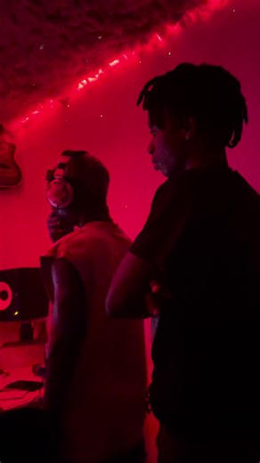 #kigalistudio #rwandatrendsstudio#fyppppppppppppppppppppppp studio #rwandamusic #rwandarecording @Eno Beats Producer @Danny dollar 💰 @ℤ𝕚𝕠𝕟 𝕆𝕟 𝕋𝕙𝕖 𝕄𝕚𝕔 @NDOTZ @MFC LONERCOMICS @LIL Demon ♿ @CALLMEDIEZ DORA @Aïra 🖤 @bigenergy @G Empire Kane @Gadybeat record 🎵🎵🎙️ @Edin_dali @KerineLife