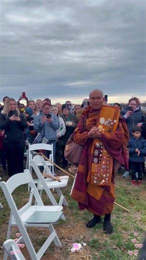 Praying with their feet for a better world. 🌍#MonkWalk #Peace#PeaceWalk #Prayer #Hope
