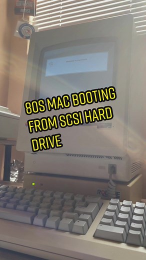 80s Macintosh Computer Booting from 20MB External SCSI Hard Drive