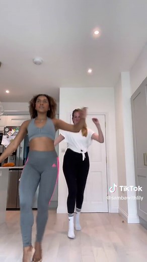 Training with Samba Queen Mayara Lima at my house