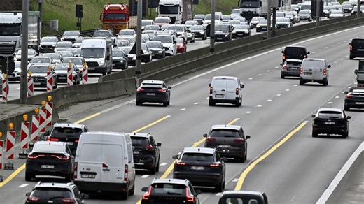 Un camion en feu paralyse la E40 : le point sur la situation