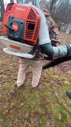 Leaf clean ups! #contractorlife #landscaping #construction #concrete #youtubeshorts