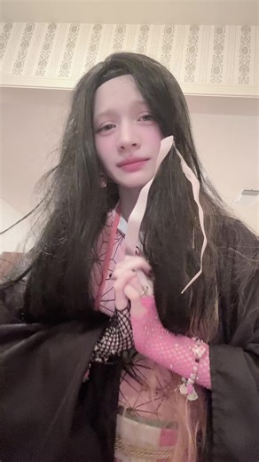 I love her 🖤🧡💖🎋#nezukocosplay #nezuko #cosplayer #demonslayer #fypシ @♡SUKI♡ (obanais girl) @REANNA