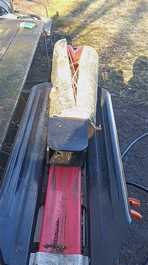 HARBOR FREIGHT 5TON ELECTRIC LOG SPLITTER #harborfrieght #tools #tree #diy #nature #new #firewood