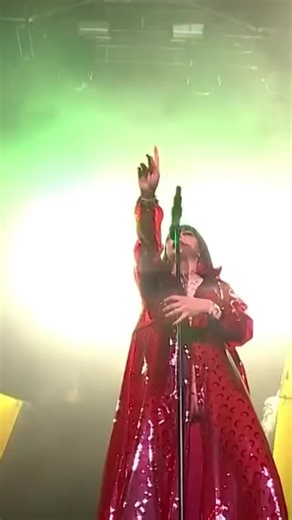 Charli XCX - 1999 live at Radio 1's Big Weekend (2019) #charlixcx #musictok #sotd #charlixcxedit #liveperformance