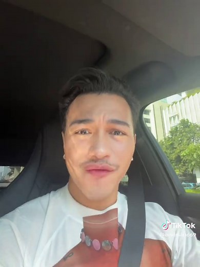 Vanish Terbaik: Review dan Lirik Self Centered