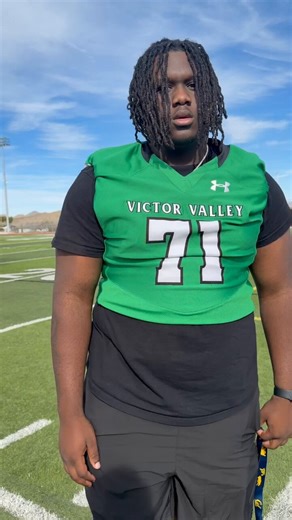 Derrick Green 6‘2“ 310 Victorville Victor Valley high school, California shows good footwork, quick hands and an aggressive style perfectly suited for the guard position. very strong and motivated. Fundamentally. Second team all league.@diezel_33 marriage