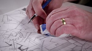 ALVIN 2341 Traditional Dusting Brush, 100% Horsehair and Wood Handle, Art, Drafting, and Architecture Cleaning Tool, Great for Students, Hobbyists, and Professionals 14 Inch