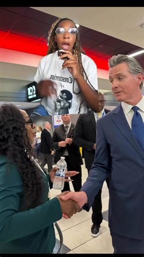 Personally, I’m down with shutting down all extreme progressives whether they’re black white Muslim or whatever because their energy is too busy attacking Democrats historically while we’re trying to fight Republicans, it’s always constantly about them… I get criticism I get criticism even during primary battles, but the constant backstabbing ugh ENOUGH!!! | Derek Friday