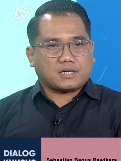 Di Festival Kuliner Samudra Rasa 2026, Kurnia Seafood bakal nunjukin gimana cara pilih seafood yang segar dan layak konsumsi. Jangan sampai salah pilih ya! Plus, nikmati olahan seafood khas Nusantara yang kaya rempah dan pastinya bikin nagih. Yuk, merapat dan buktiin sendiri kesegarannya! Narasumber : Sebastian Bagus Rawikara (Deputy General Manager Kurnia Group) #SamudraRasa2026​ #KurniaSeafood​ #maritimfest #SeafoodSurabaya​ #jtvrek