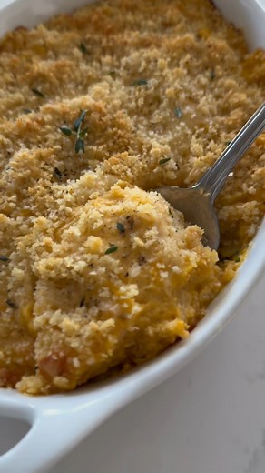 This Butternut squash mac and cheese is everything you love about classic mac and cheese, but with a fall twist! It’s creamy, cheesy and makes a delicious vegetarian main dish or side dish! 🍂 Comment "RECIPE" to have a link to the recipe sent straight to your DM. https://flavorthemoments.com/butternut-squash-mac-and-cheese/ | Flavor The Moments