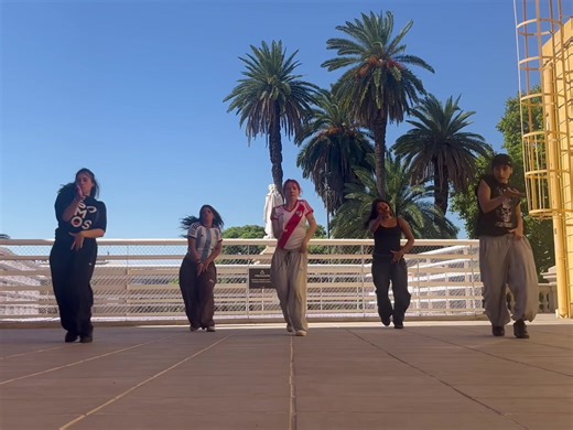 Coreografía de Rihanna: ¡Muévete y Baila!