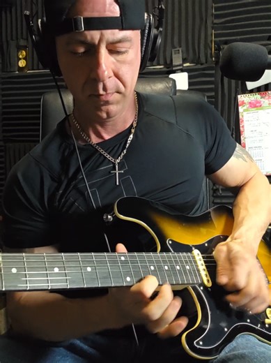 Explore the BCP Electric Guitar: Features and Effects