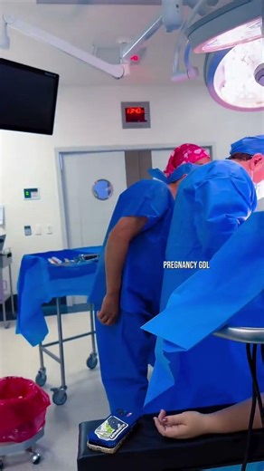 "Jab Goonji Baby Ki Pehli Cry 👶😭 | Emotional Delivery Moment"#BabyDelivery #NewLife #Emotional maa