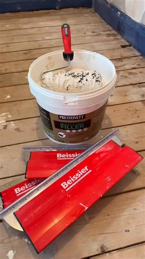 Wall over boarded. Taped filled and skimmed with Prestonette multi light filler. Using the beissier blades. Nice and quick’s smooth to apply and the finish is 👌. Ready for a quick sand and paint. @beissier_uk @beissier_sas @barbeauaaron #beissier #beissierfamily #prestonett #prestonettmultilight #decorator #paintinganddecorating #homedecor #smooth #plaster #plastering #instagram #decoratorsofinstagram #diy #satisfyingvideos #satisfying | David Williams Painter and Decorator