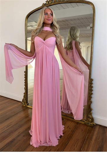 Simple prom dress, bouquet in hand 💐✨ Your perfect prom moment starts here Shop thousands of prom dresses in stock now Walk-ins only No appointment needed | Buford, GA #promdress #prom2026 #promdressinspo #girligirlboutique @Daisy Farhm @Sherri Hill