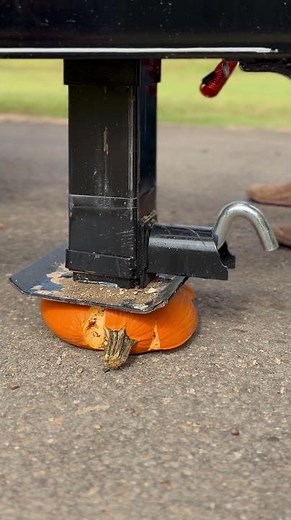 What should be smash next with the trailer jack?