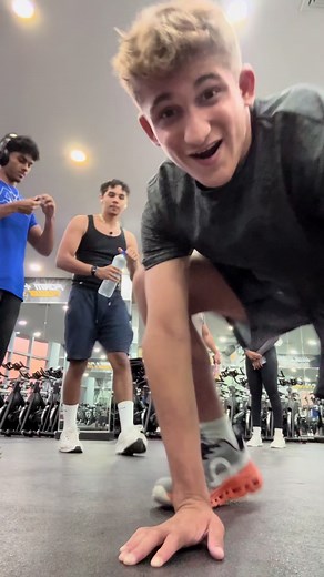 Day 12 of doing 100 pushups—@Aidan Nunes💯🥇 #challenge #gym #CapCut