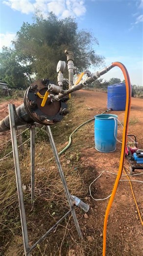 Testing pressure in HDPE pipe #construction #engineering #pipe