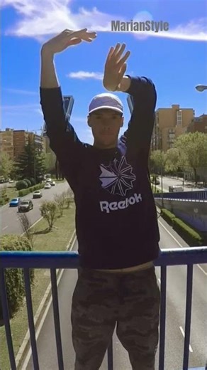 Tutting 2025 Bailando Rap #hiphop #tuttingdance geometric dancing Argentina #baile Tutts tutt