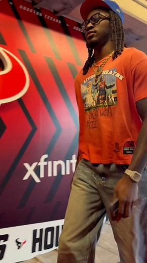 Sunday crib fits. | Houston Texans