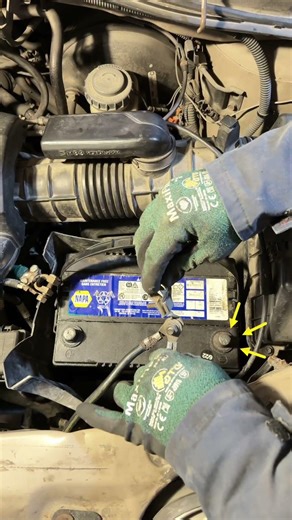 Other way to verify what is positive and negative battery line #automobile
