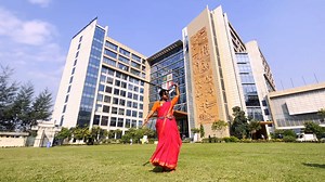 Student Dance performance at BUFT Permanent Campus Dance performance by Prim Rizvi Alam Merin Song Credit: Minar Rahman Published by Gaanchill Music Music Credit: https://www.facebook.com/gaanchillmusic/videos/978252886251711/ https://www.facebook.com/gaanchillmusic/videos/1017259762351023/ #relaxation #university #students #BUFT #dancingperformanceinuniversity #dancingcollegestudents #dancingcollege #danceinuniversity #danceperformanceincollege #annualfunction #danceperformanceincollegeandschoo