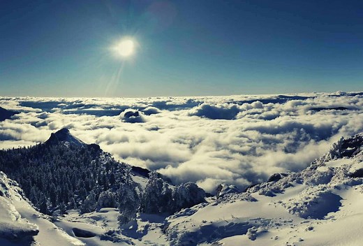 Clouds Rest Hiking & Backpacking Guide