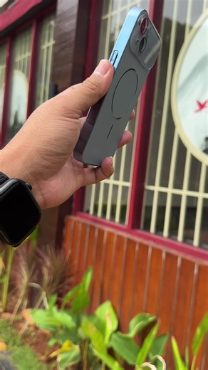 Membalas Spesialist Case: Mist Blue iPhone Case Review