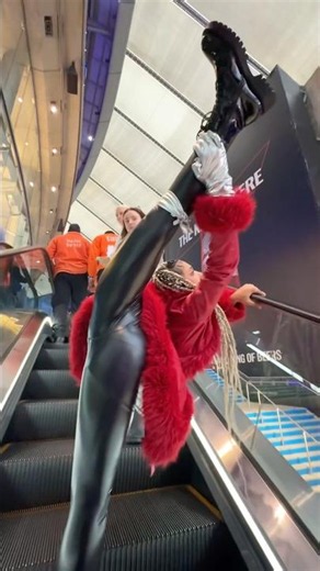 How I TRAVEL! This was hard to do in a corset! 😂 Can You GUESS Where I am?