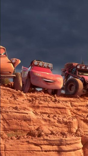 Lightning McQueen & the other cars fall off a cliff! 😱 | Pixar Cars | Disney Jr.