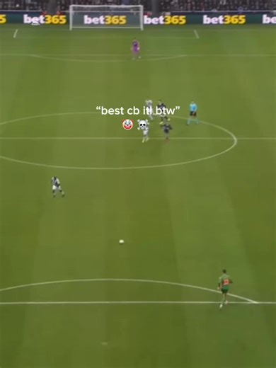 Best CB in the League: Ajax vs PSV Insights