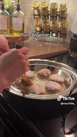Algerian Kitchen Delights: Exploring Culinary Culture