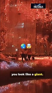 This Room Makes You GROW & SHRINK Instantly 😳📏 (Ames Room Illusion)