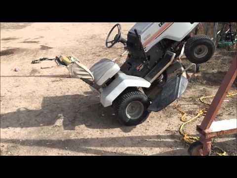 How to Replace the Belt on a Craftsman Riding Mower
