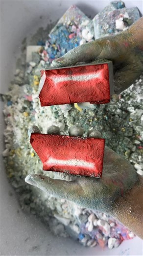 ChalkitASMR on Instagram: "Red on xmas! #asmr"