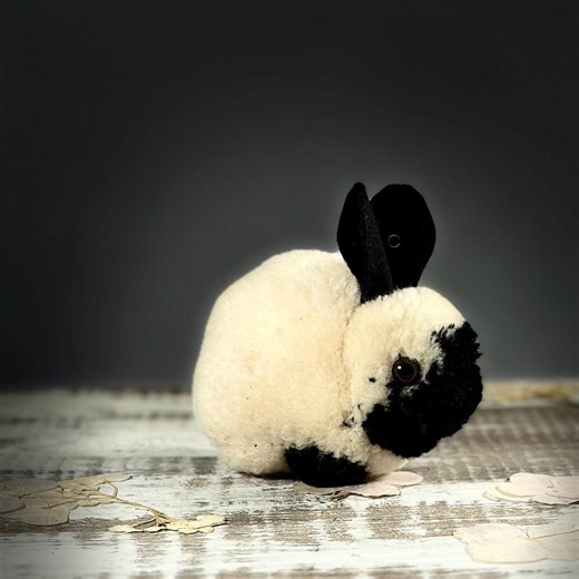 Steiff Wool Pom Pom Bunny - Wollhase (german for Wool Bunny) - EAN 7153 08 - Etsy